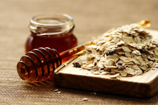 oatmeal and honey for acne